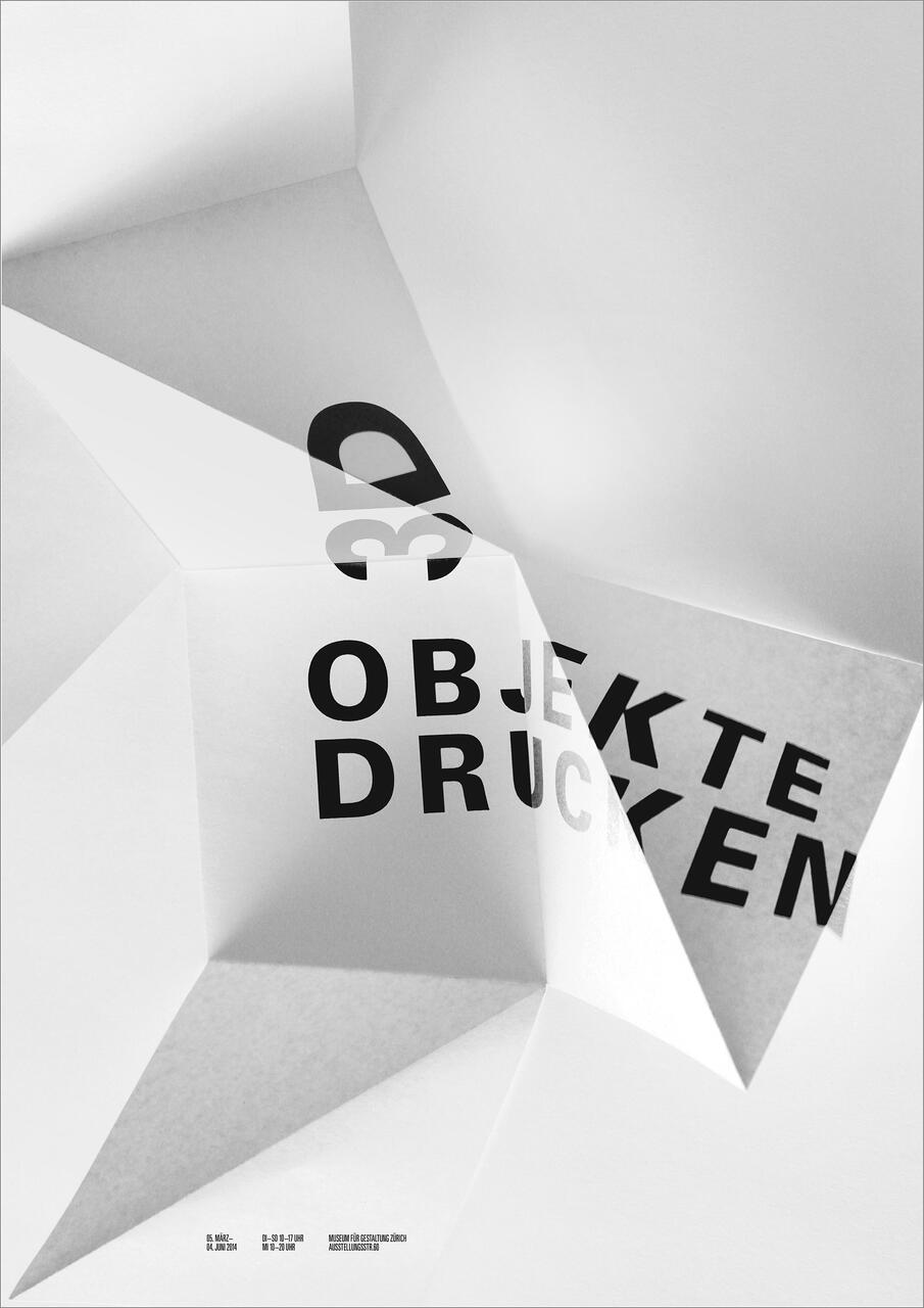 Abstract geometric design in grayscale with overlapping triangular shapes and bold black text that reads "Objekte Drucken" partially obscured by creases.