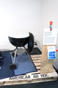 16C-080_Weber Grill Table_Tim Parsons