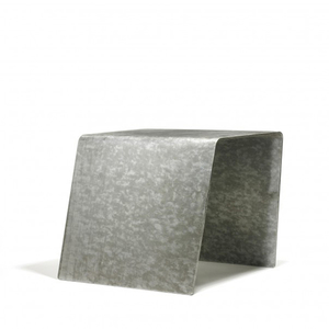 16C-127_Medium/Volume - stool_Jonathan Nesci