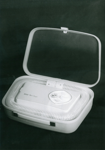 19B-33_Hair Dryer_Charles Harrison