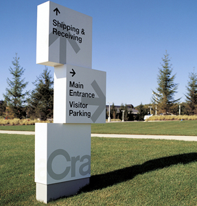 19E-04B_Crate & Barrel: Headquarters Signage_Calori & Vanden-Eynden