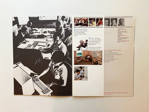 21A-39b_Kellogg Graduate School of Management: Program Marketing Brochure spread_John Rieben